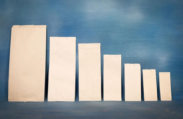 ΣΑΚΟΥΛΑΚΙΑ ΧΑΡΤΙΝΑ 10Χ27ΕΚ +7 ΦΥΣΟΥΝΑ (1/2 ΚΙΛΟΥ)