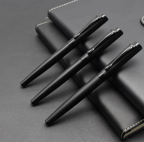 ΣΤΥΛΟ ΔΩΡΟΥ ΜΕΤΑΛΛΙΚΟ ΣΤΡΙΦΤΟ (ΑΝΤΑΛ.ΤΥΠΟΥ ΠΑΡΚΕΡ) ΜΑΥΡΟ 20-2202